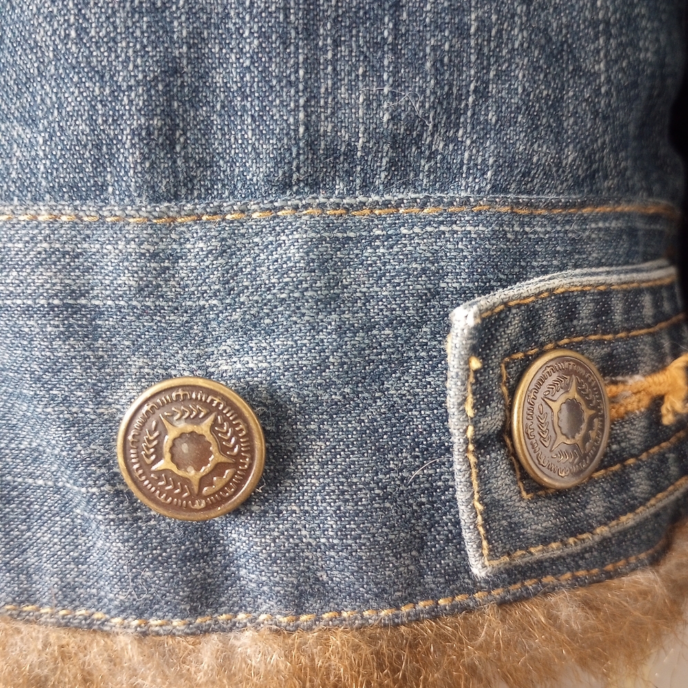 Marvin Richards Blue Jean Jacket with Brown Faux Fur Trim - Picture 5 of 7